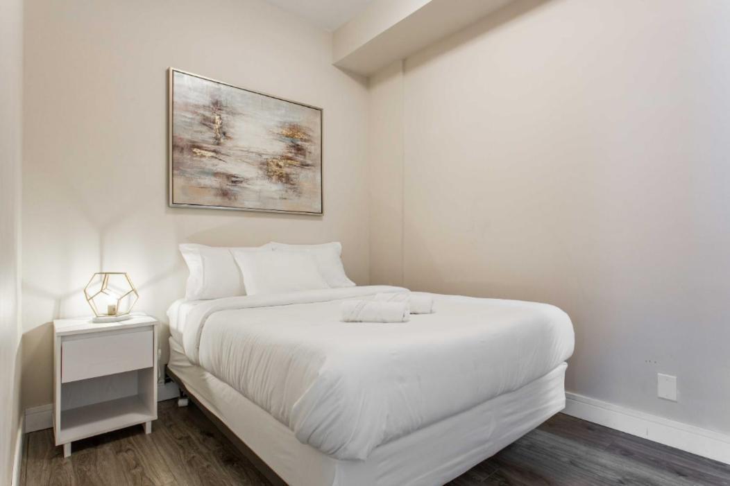 The Double Play - 1 Min Walk To Wrigley! Spacious 2Br - Perfect For Cubs Fans! Chicago Exterior photo
